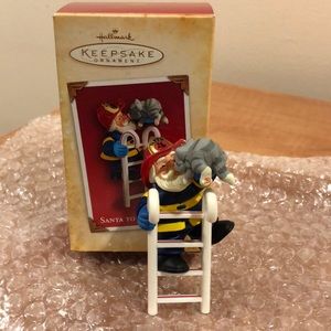 Hallmark MIB 2004 holiday ornament